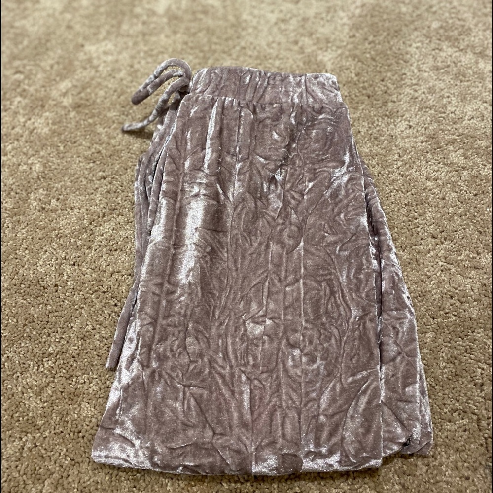 Velvet cropped joggers